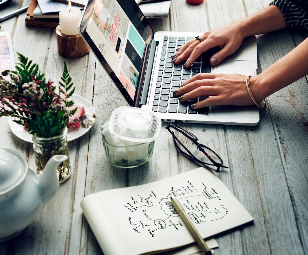 Social Media & Creative